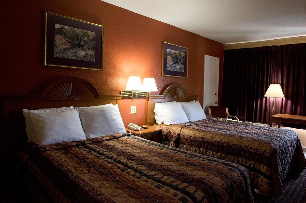 Lakeview Inn - Kingston Ngoại thất bức ảnh